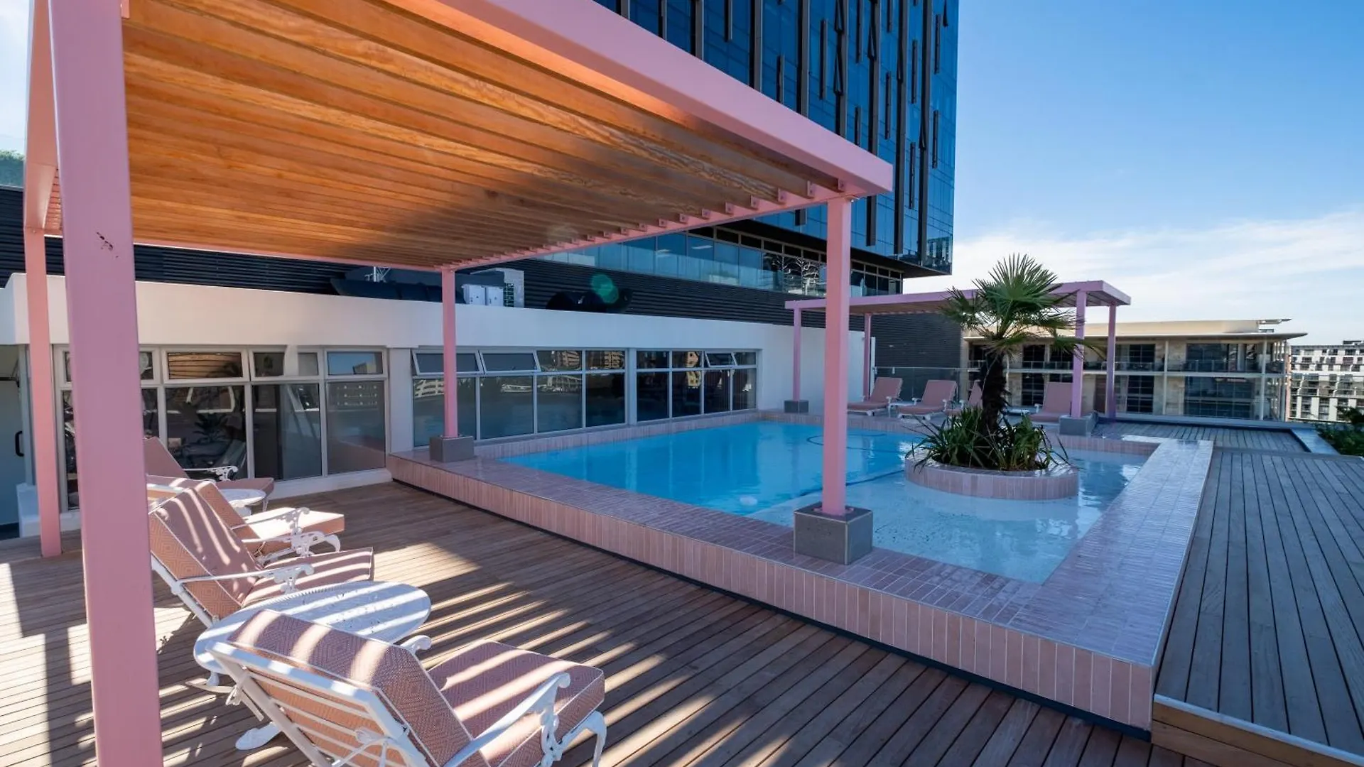 The Rose 610 - Lux Studio Apartment With Rooftop Pool Cape Town 0*,  South Africa