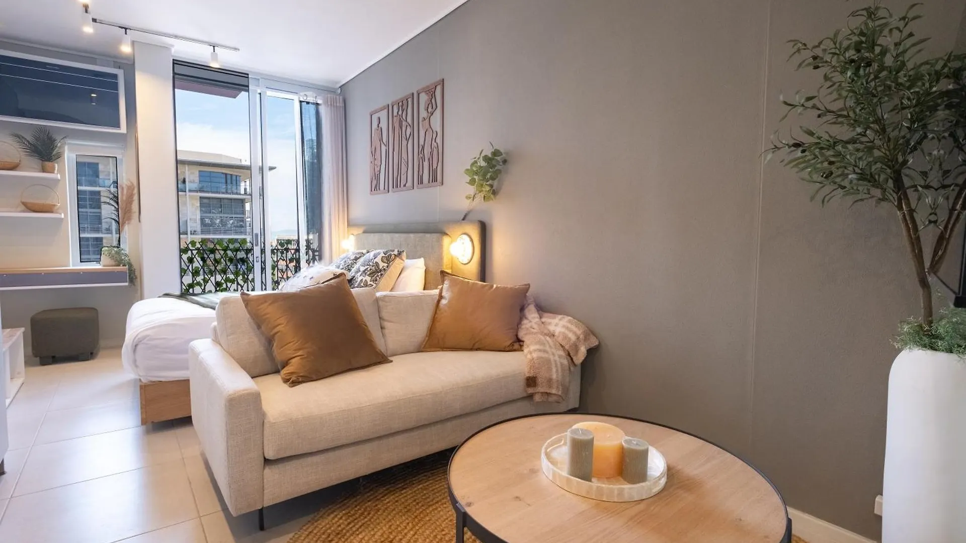 The Rose 610 - Lux Studio Apartment With Rooftop Pool Cape Town