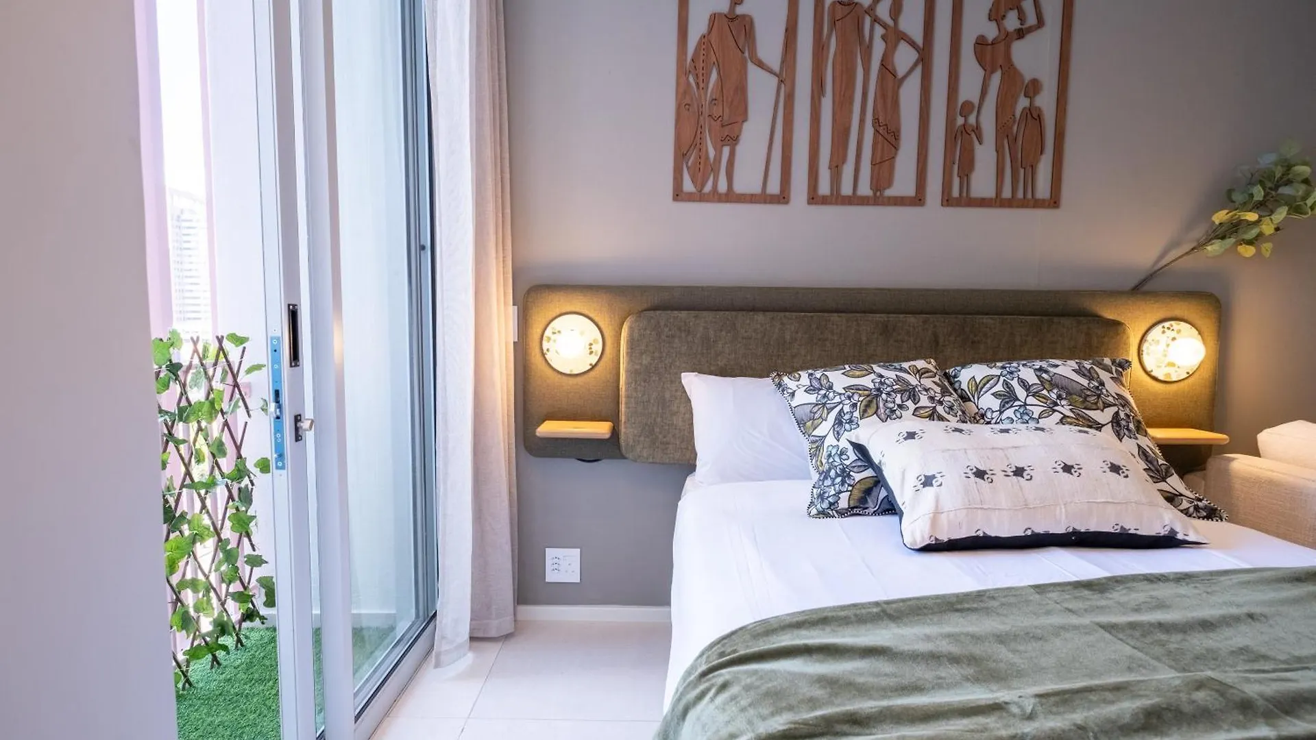 The Rose 610 - Lux Studio Apartment With Rooftop Pool Cape Town