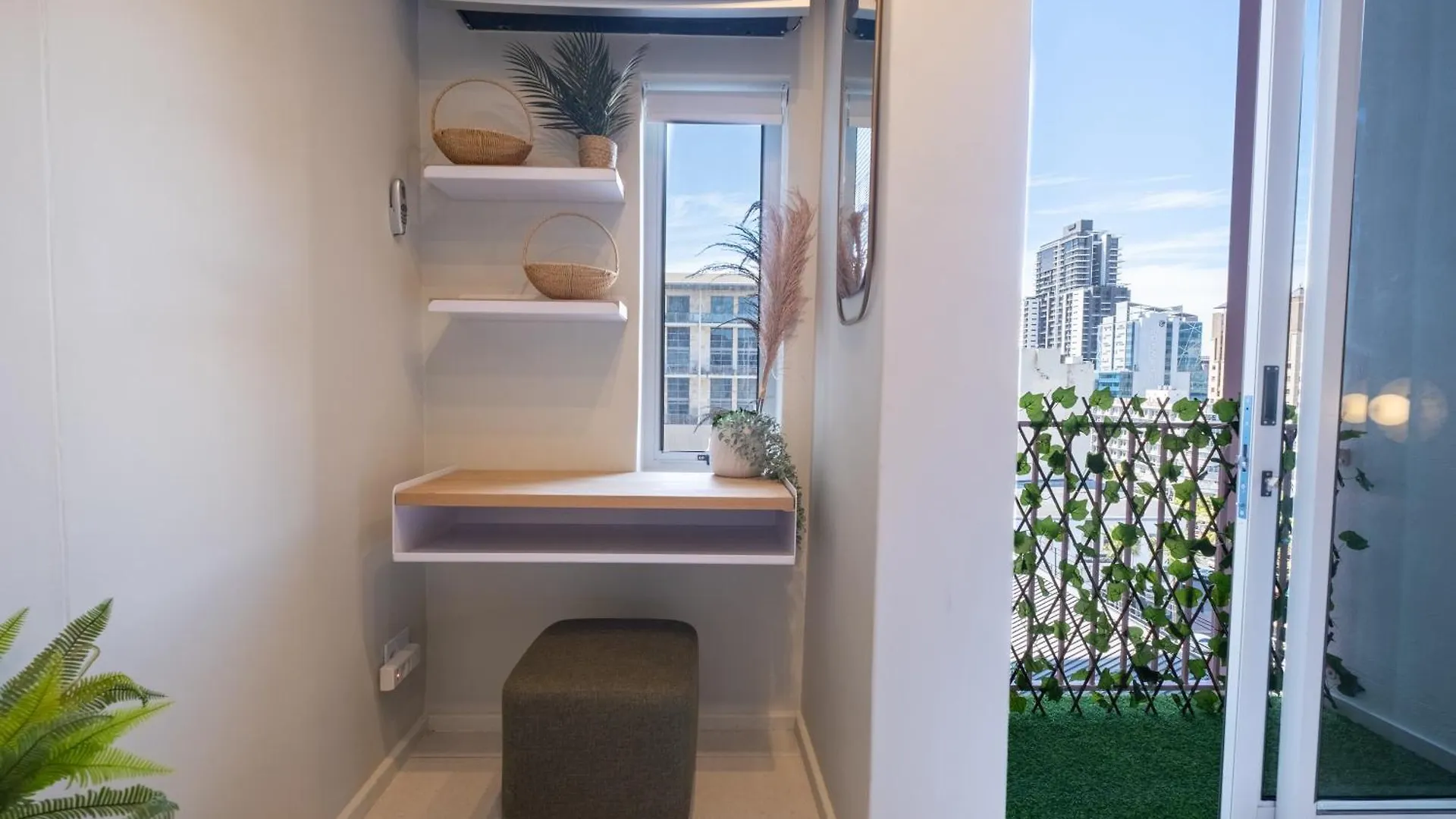 The Rose 610 - Lux Studio Apartment With Rooftop Pool Cape Town