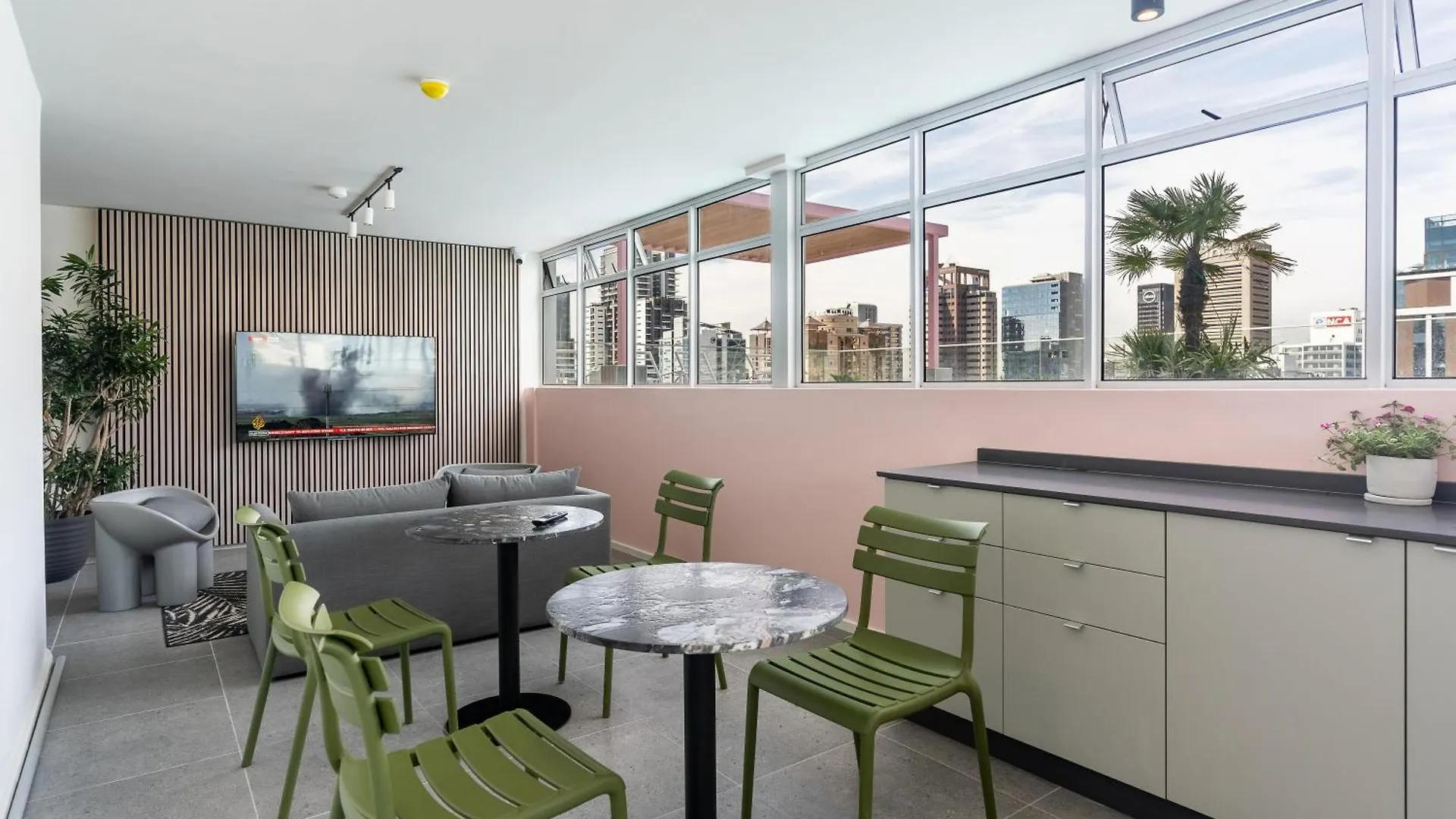 The Rose 610 - Lux Studio Apartment With Rooftop Pool Cape Town South Africa
