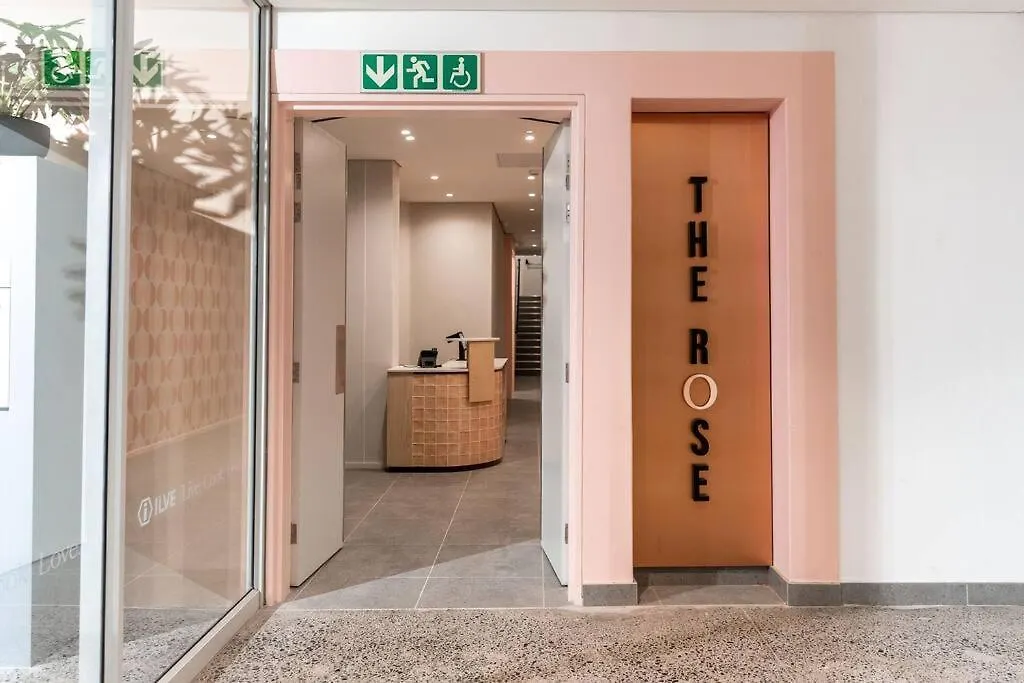 The Rose 610 - Lux Studio Apartment With Rooftop Pool Κέιπ Τάουν 0*,