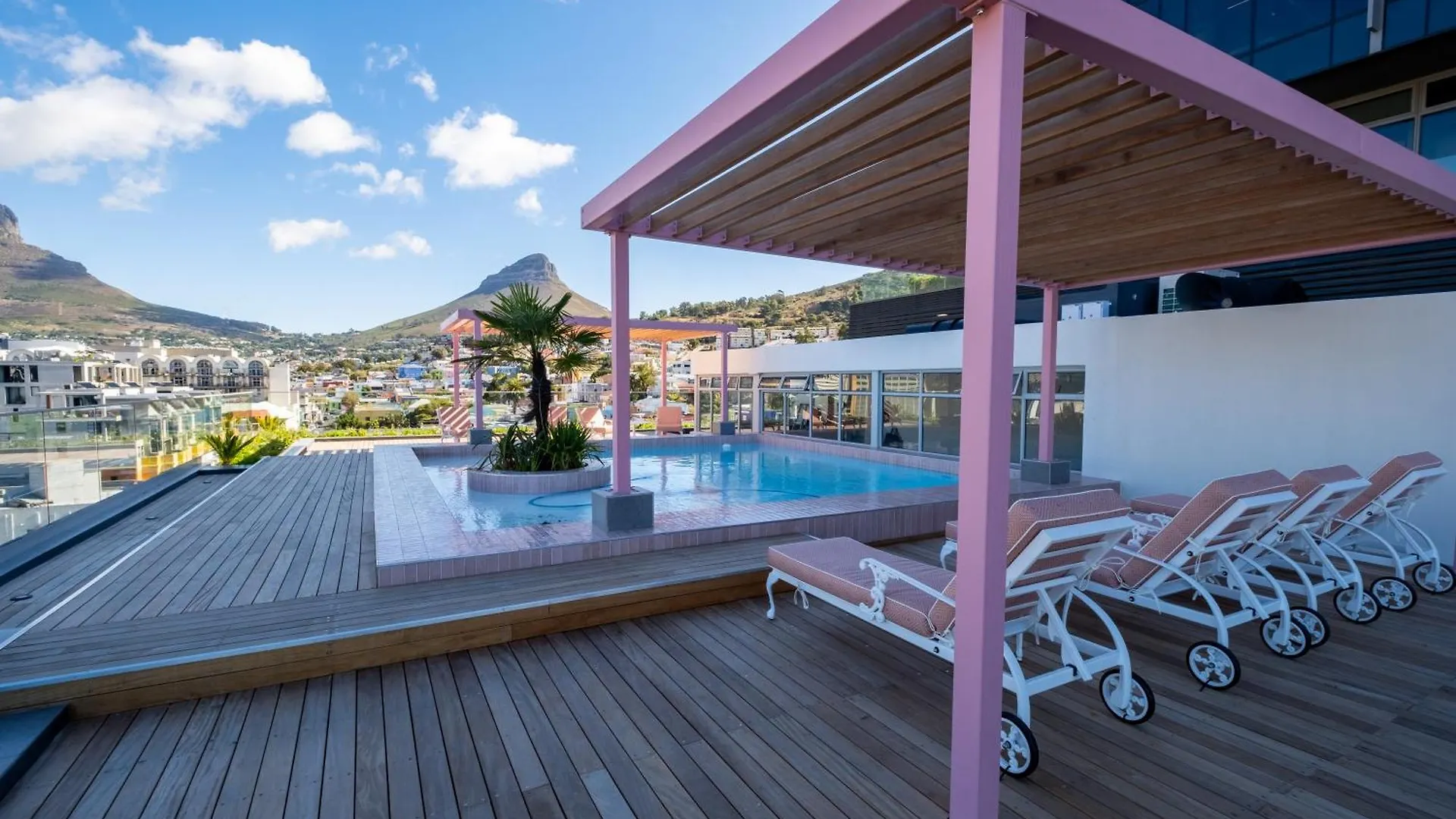 The Rose 610 - Lux Studio Apartment With Rooftop Pool Κέιπ Τάουν Νότια Αφρική
